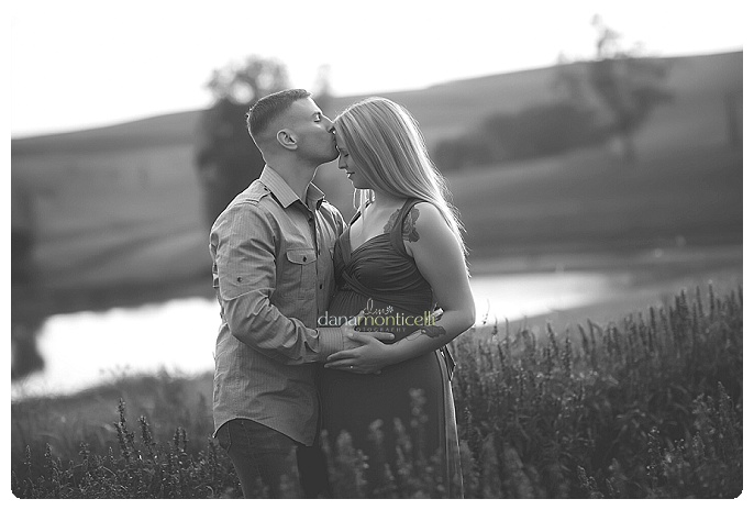 simmons farm maternity portraits037_