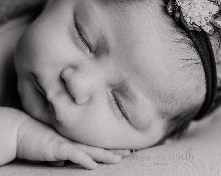 Mon valley baby photographer